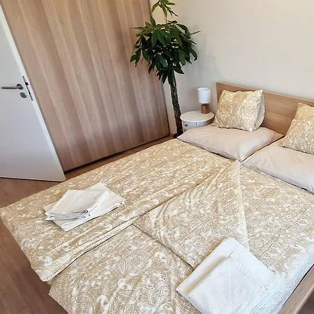 Apartamento Luxury 2 Nr3 By Bratislavatrip